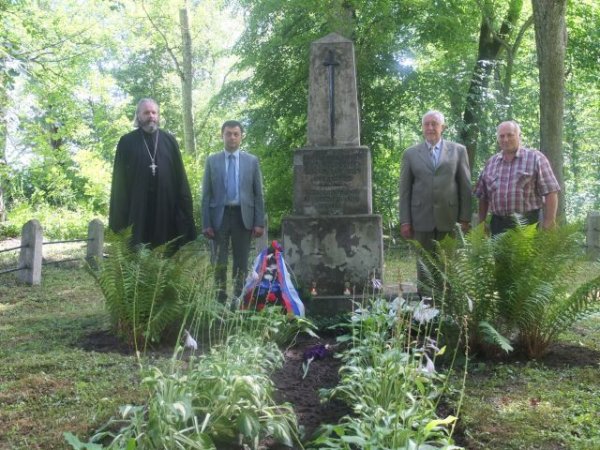 Rusijos diplomatas Pašušvio parke pagerbė žuvusiuosius I pasauliniame kare