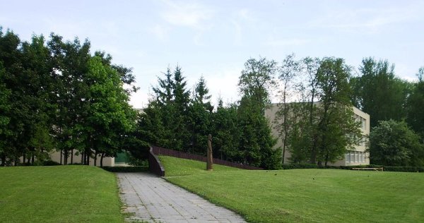 Dirbti pradėjo Suaugusiųjų ir jaunimo mokykla