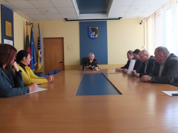 Teks ir žalą atlyginti, ir baudą sumokėti
