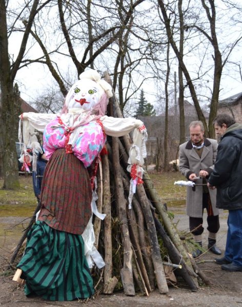 Sekmadienį Kėdainiuose veltas Užgavėnių veltinis