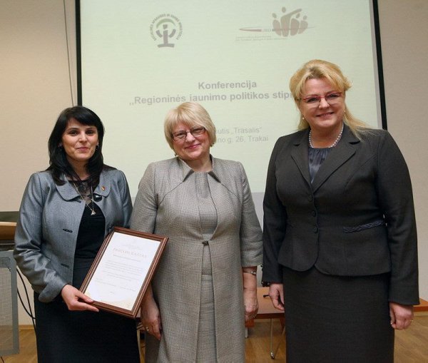 Kėdainių rajono savivaldybė apdovanota už indėlį į jaunimo politikos plėtrą