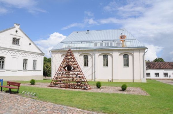 Kėdainių dailės mokykloje mokinių netrūksta