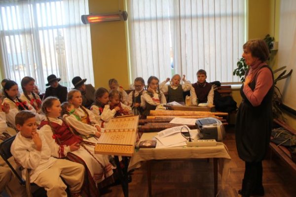 Etninės kultūros takais vėl vaikščiota Krakėse