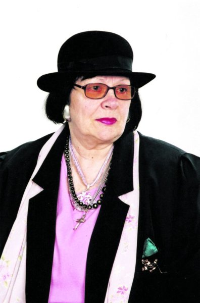 Nuėjusi tėvo pėdomis