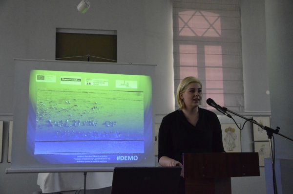 Jaunimo demokratiškumo projektas „Volume of democracy“ padeda stiprinti rajono mokyklų mokinių...