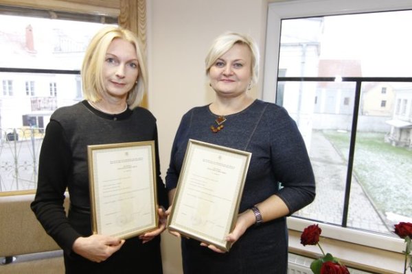 Dviem įstaigoms įteiktos licencijos
