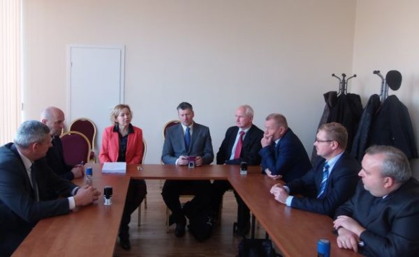 Pasirašyta projekto „Kauno regiono savivaldybių institucijų ir įstaigų darbuotojų kvalifikacijos...