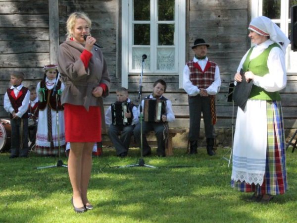 Sekminės – įžanga į vasaros darbus