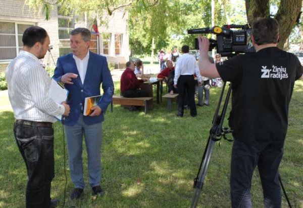 Kalnaberžiškių Varnėdynėmis susidomėjo „Žinių radijas“