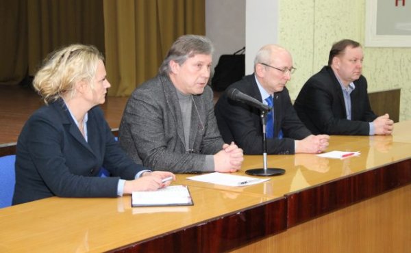 Rajono vadovai su bendruomenių atstovais tarėsi, kaip spręsti socialines problemas