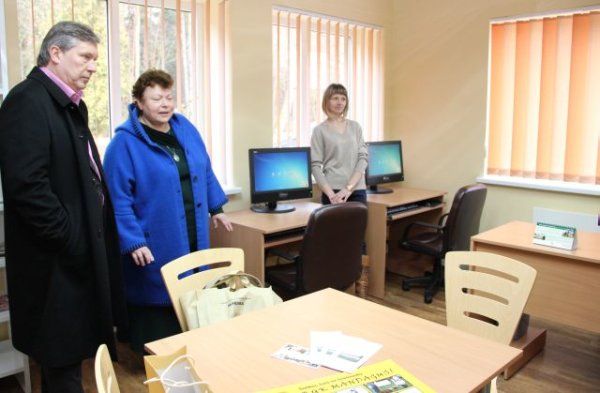 Po pertraukos Ąžuolaičiuose ir Keleriškiuose duris atvėrė bibliotekos 