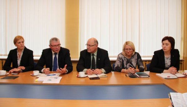 Su verslo atstovais diskutuota apie Kėdainių J. Radvilos studijų centro ateitį 