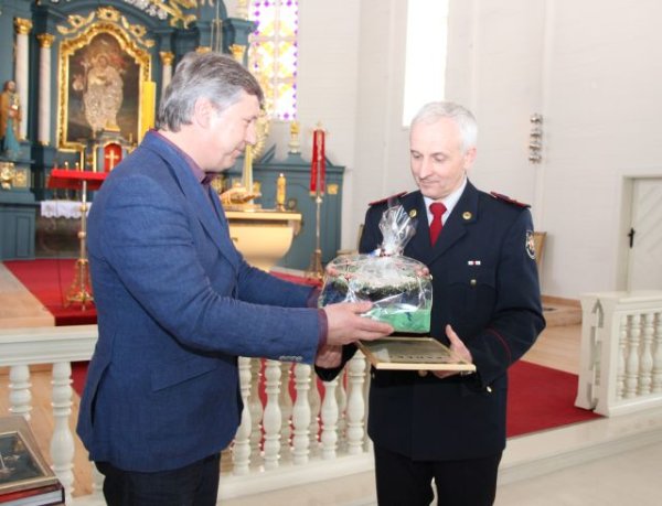 Šv. Florijono dieną – atsisveikinta su ugniagesių vadu 