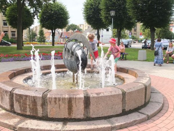 Šį šeštadienį  ateikite į  Knypavos Rinkos aikštę: šokiai, žaidimai, dainos ir šiupinys lauks Jūsų