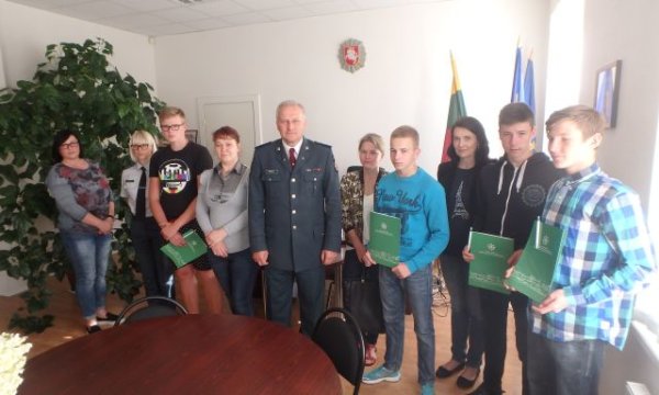 Už narsą − policijos padėkos ir aplodismentai