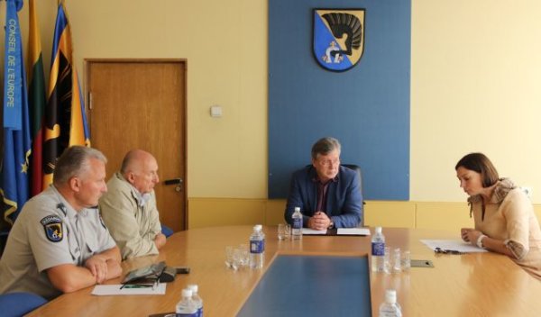 Neįgalieji nori valstybinių įstaigų draugiškumo 