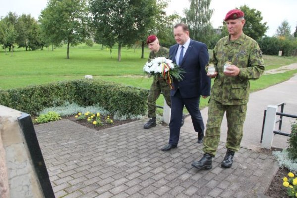 Rugpjūčio 23-ąją paminėtos dvi mūsų tautai reikšmingos datos