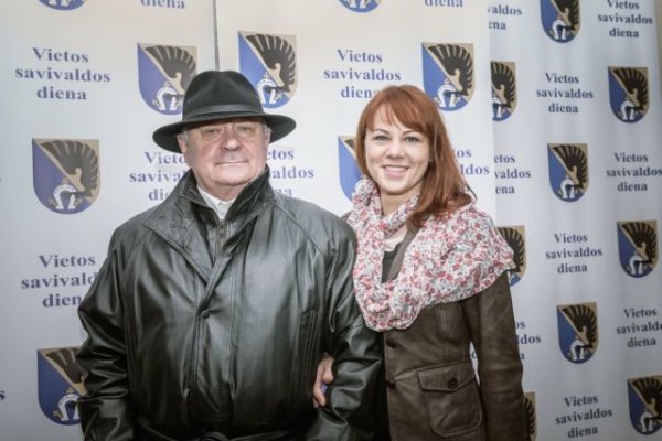 Vietos savivaldos dieną – sveikinimai ir netikėta dovana