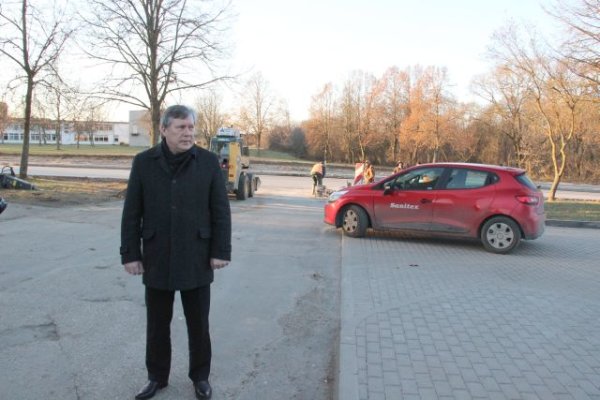 Šėtos gatvėje – nauji šaligatviai ir modernus apšvietimas 