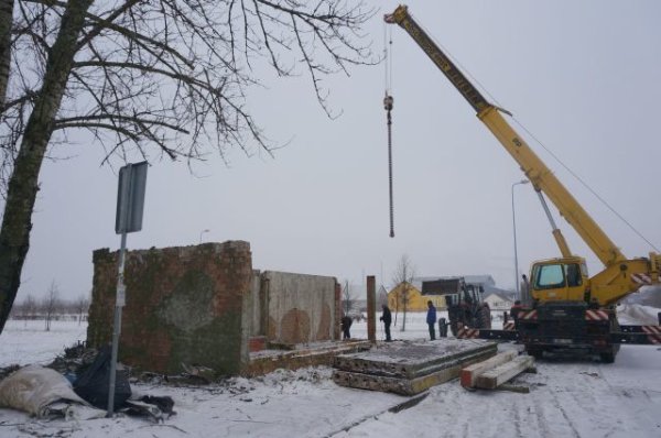 Mieste atnaujinami autobusų stotelių paviljonai 