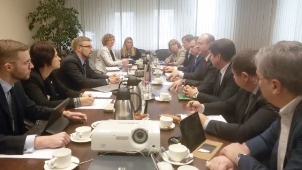 Prieš vizitą pas ministrą pirmininką – susitikimai su ministrais