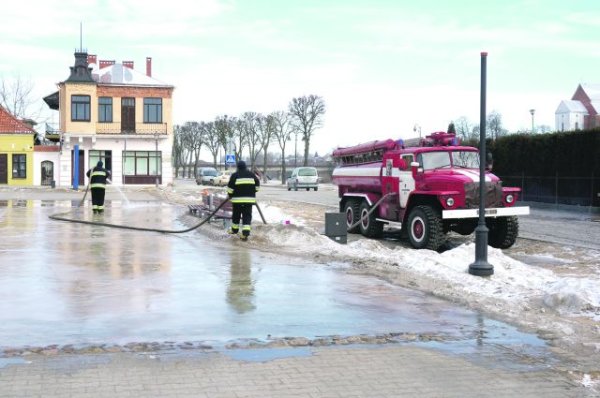 Į Didžiosios Rinkos aikštę – su pačiūžomis