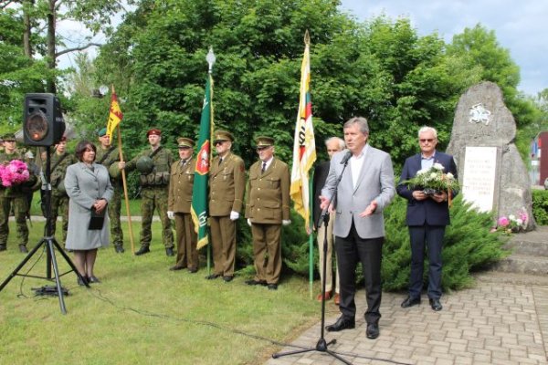Po dideliais represijų aukų skaičiais slypi šeimų gyvenimo istorijos 