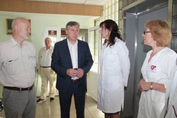 Pacientų patogumui Kėdainių PSPC įrengtas keltuvas ir atnaujintas odontologų kabinetas 
