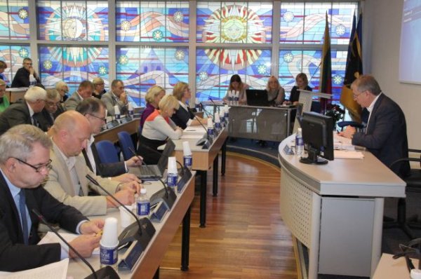 Įvyko 27-asis rajono savivaldybės tarybos posėdis 