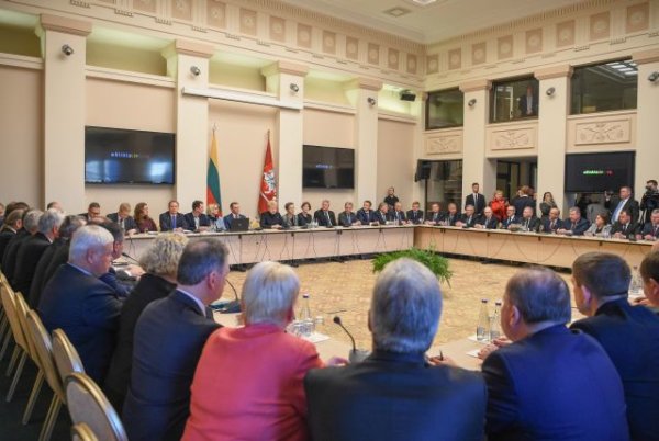 Susitikime Prezidentūroje aptartas didesnis savivaldybių dėmesys emigrantams