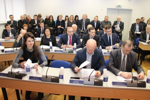 Tarybos posėdyje priimti krašto gyventojams svarbūs sprendimai