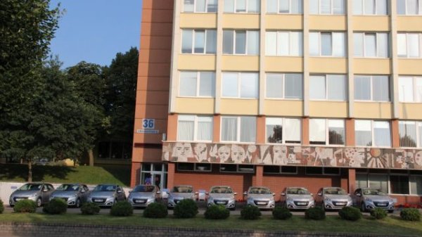 Visos rajono seniūnijos bus aprūpintos naujais automobiliais