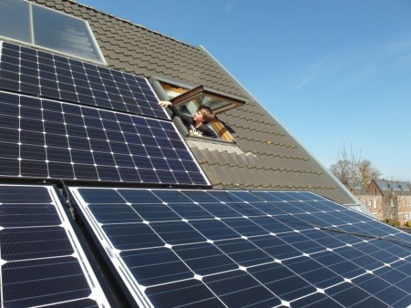Naudinga žinoti: saulės elektrinių įrengimas ir techninė priežiūra