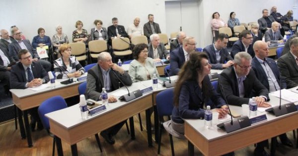 Neeiliniame tarybos posėdyje vienbalsiai nepritarta Zabieliškio sąvartyno plėtrai