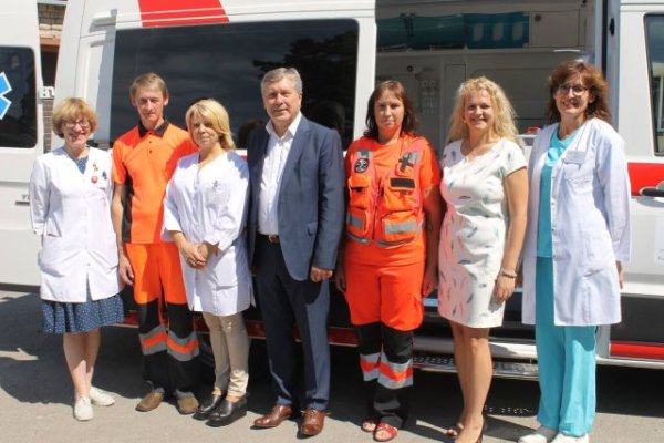 Du nauji greitosios pagalbos automobiliai – Kėdainių medikams