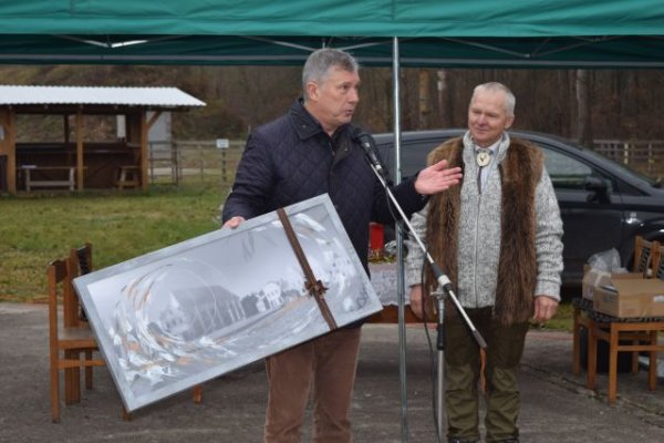 Šv. Huberto dienos proga pasveikinti medžiotojai