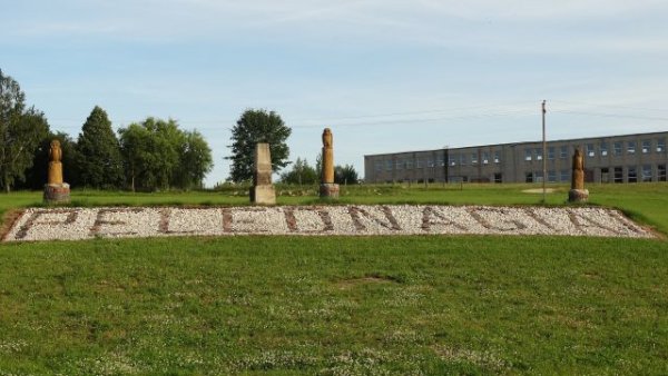 Įgyvendinus projektą Pelėdnagiai pasikeis – naujas stadionas, sutvarkytos viešosios erdvės
