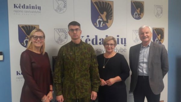 Išklausytos paskaitos apie mobilizacijos sistemą, ginkluotą ir neginkluotą gynybą