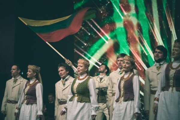 Rajono mero sveikinimas Vasario 16-osios – Lietuvos valstybės atkūrimo dienos proga