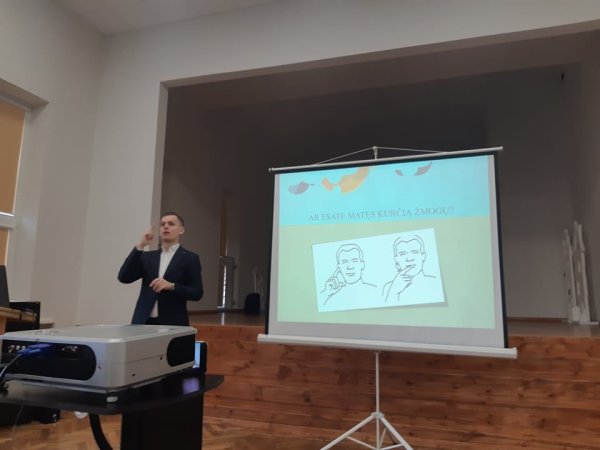 Būkime kartu, supraskime vieni kitus − esame tos pačios visuomenės dalys