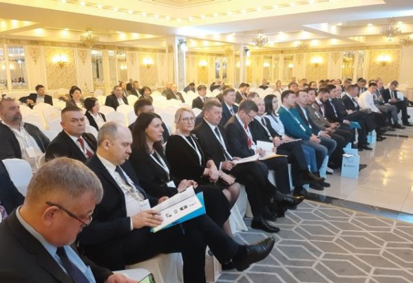 Meras pristatė Kėdainių galimybes Lietuvos regionų ir Kazachstano ekonomikos forume
