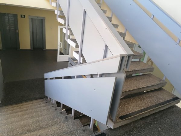 Informacija daugiabučių namų gyventojams dėl laiptinių dezinfekcijos