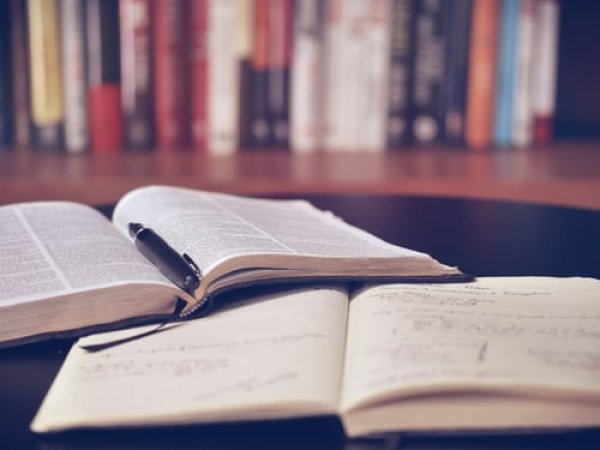Švelninant karantino sąlygas atnaujinamos bibliotekų darbo sąlygos – leidžiama naudotis...