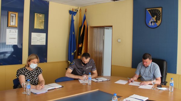 Kelia rūpestį iš ligoninės išsivaikštantys žmonės