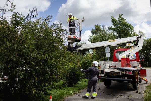 ESO mokės klientams kompensacijas, jeigu elektros dėl audros neturėjo ilgiau nei 72 val. 