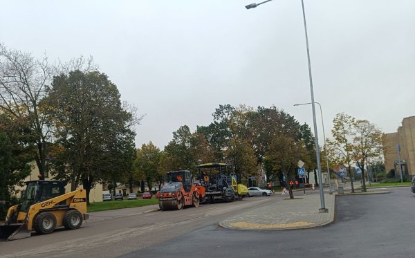 Kėdainiuose, S. Jaugelio-Telegos gatvėje, pradedami asfaltavimo darbai