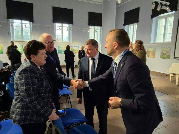 Kėdainiuose vyksta seminaras apie savivaldos ir tautinių bendrijų bendradarbiavimą